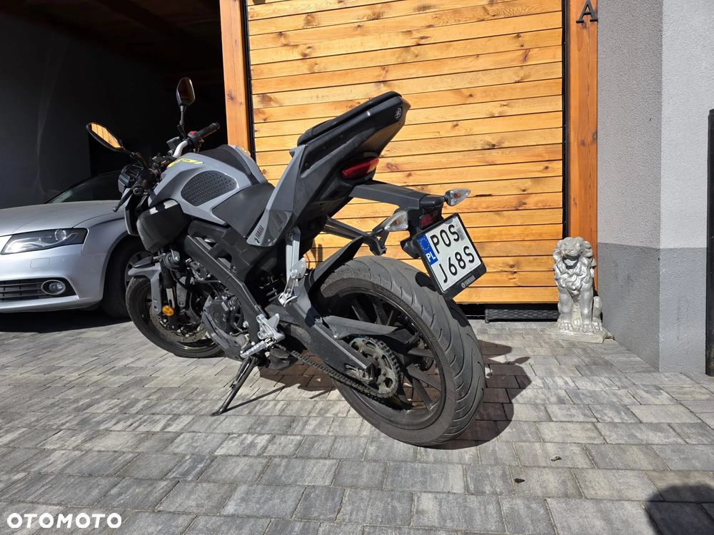 Yamaha MT - 2