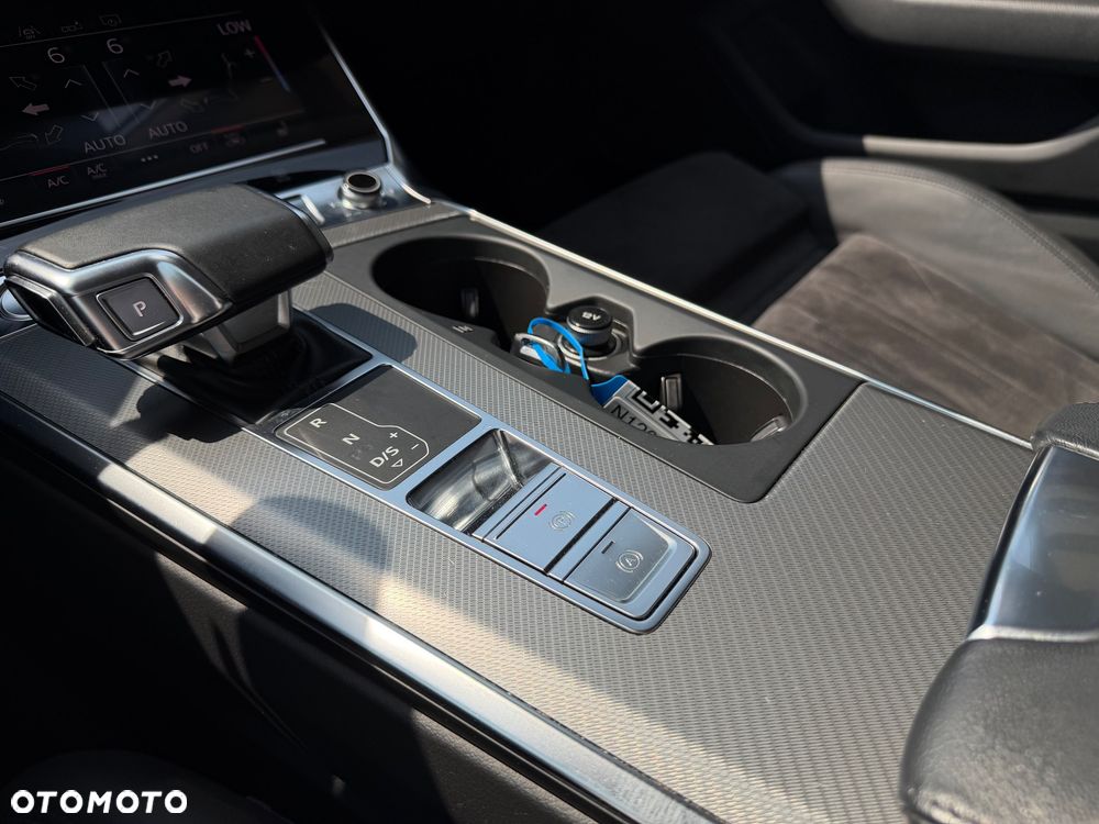 Audi A6 Avant 40 TDI S tronic sport - 27