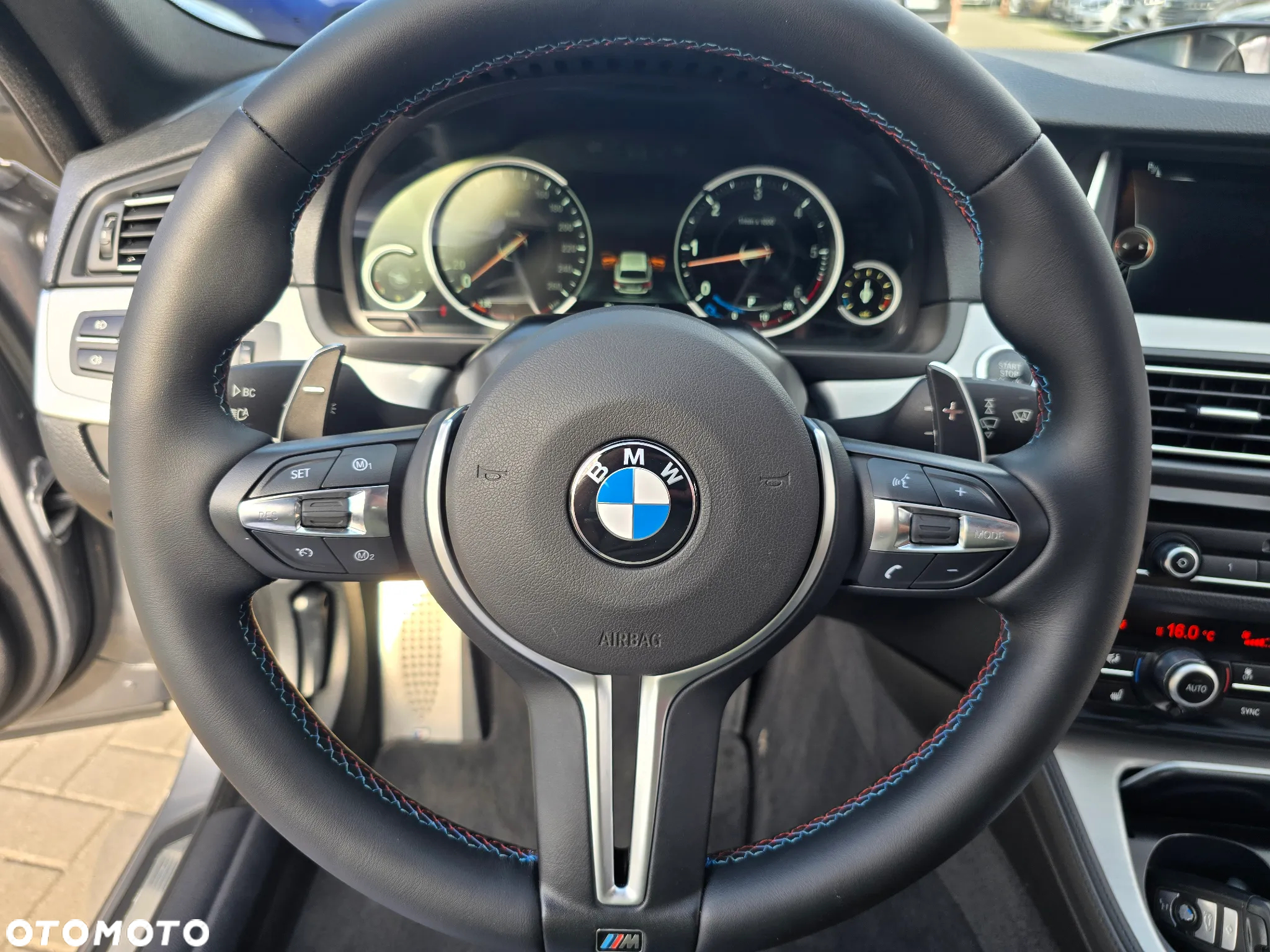 BMW Seria 5 - 28