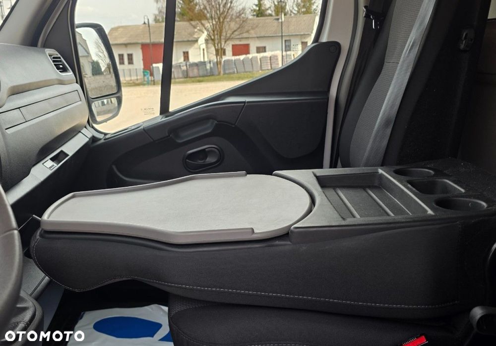 Renault Master - 13