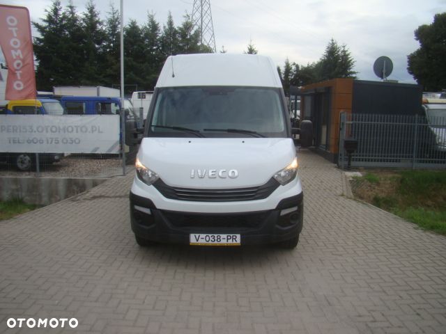 Iveco DAILY 35 S 16 L3 H2 AUTOMAT HI-MATIC KLIMATRONIC 3.5T NA HAKU - 3