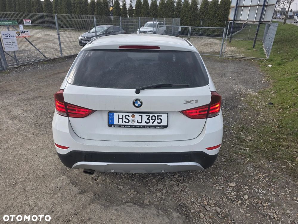 BMW X1 sDrive16d xLine - 6