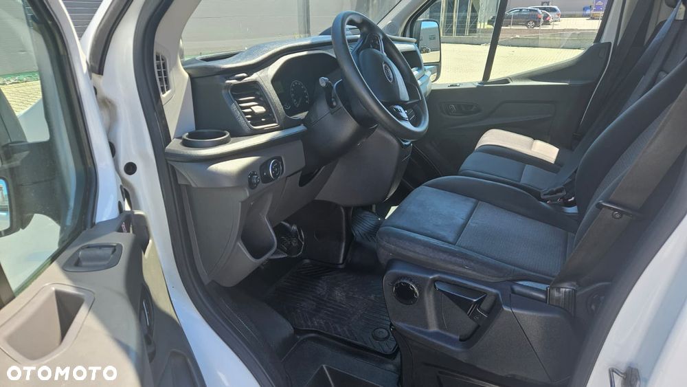 Ford Transit - 7