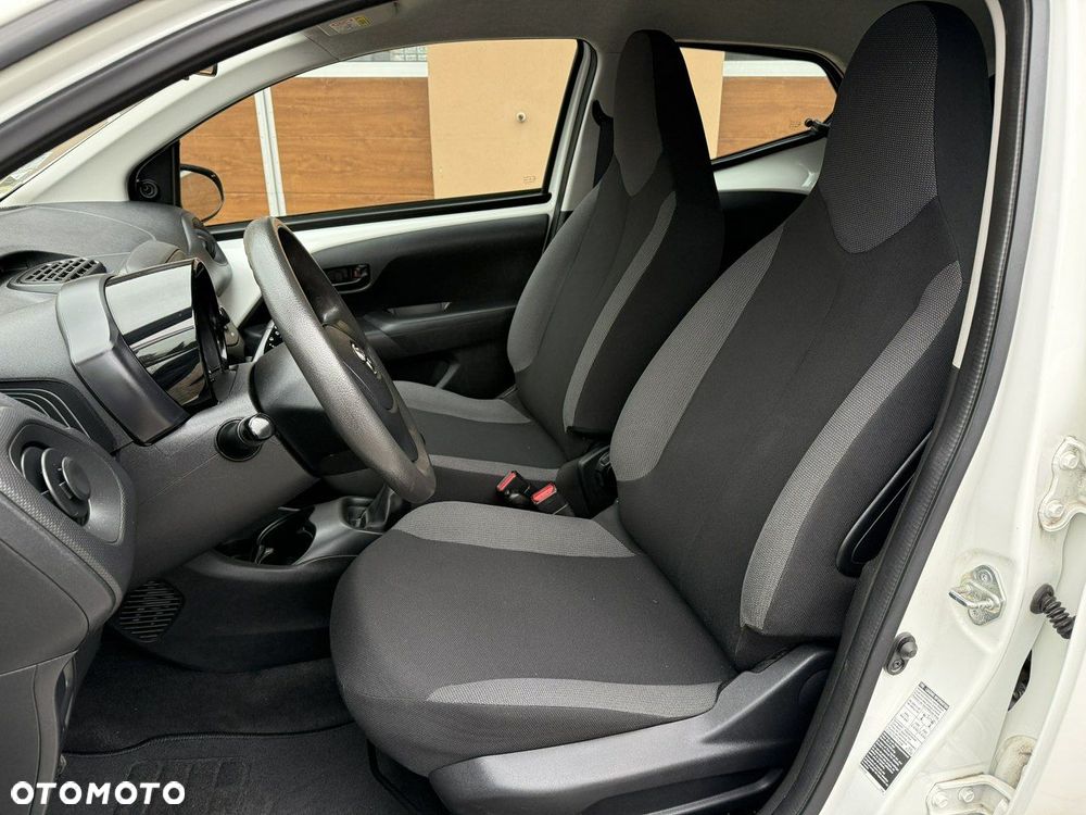 Toyota Aygo 1.0 VVT-i Sprint EU6 - 17