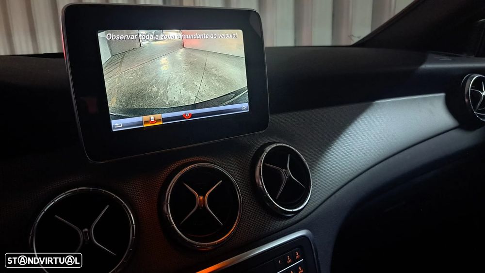 Mercedes-Benz CLA 180 d Shooting Brake - 10
