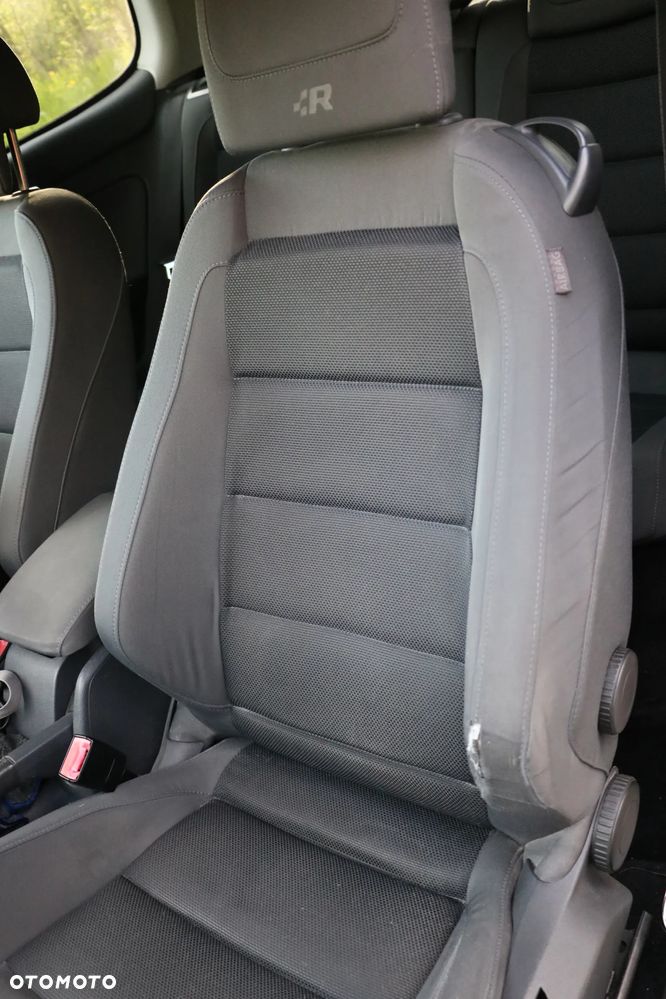 Volkswagen Golf 2.0 TDI GT Sport - 24