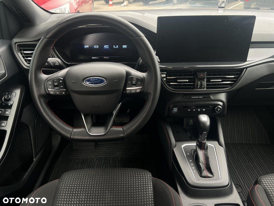 Ford Focus - 9