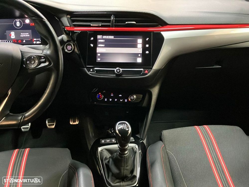 Opel Corsa 1.2 T GS Line - 12