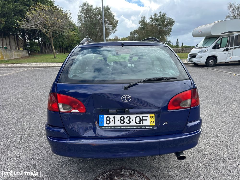 Toyota Avensis SW 2.0 D4D Terra - 4