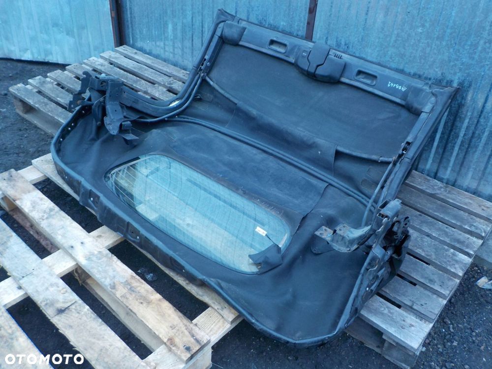MAZDA MX-5 III 2.0 B 06r 2D dach - 13
