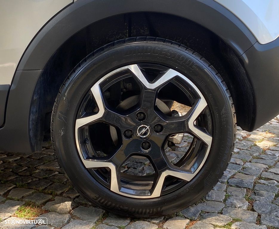 Opel Crossland 1.2 T Design & Tech - 10