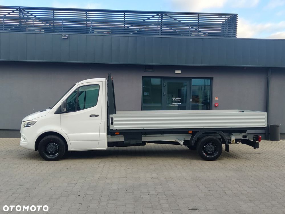 Mercedes-Benz Sprinter - 9