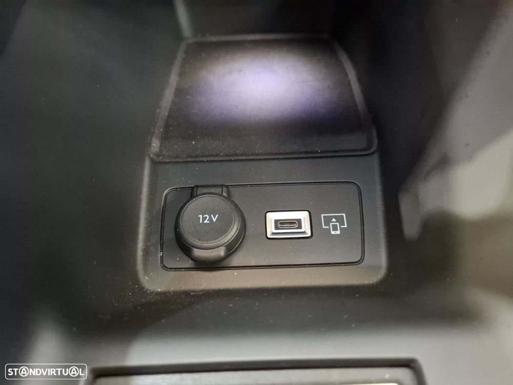 Peugeot E-408 58 kWh GT - 17