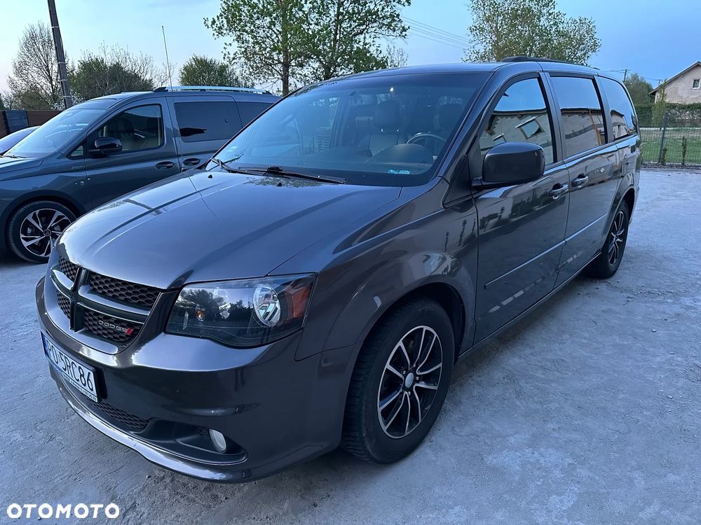 Dodge Grand Caravan 3.6 R/T - 1