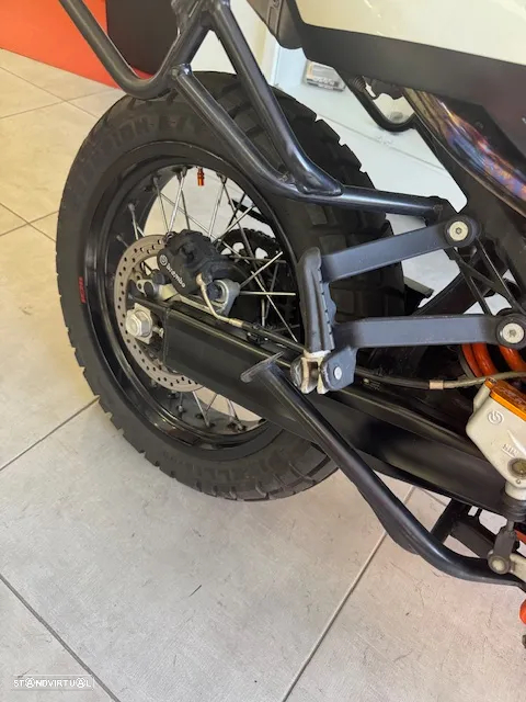 KTM 990 versão S - 4