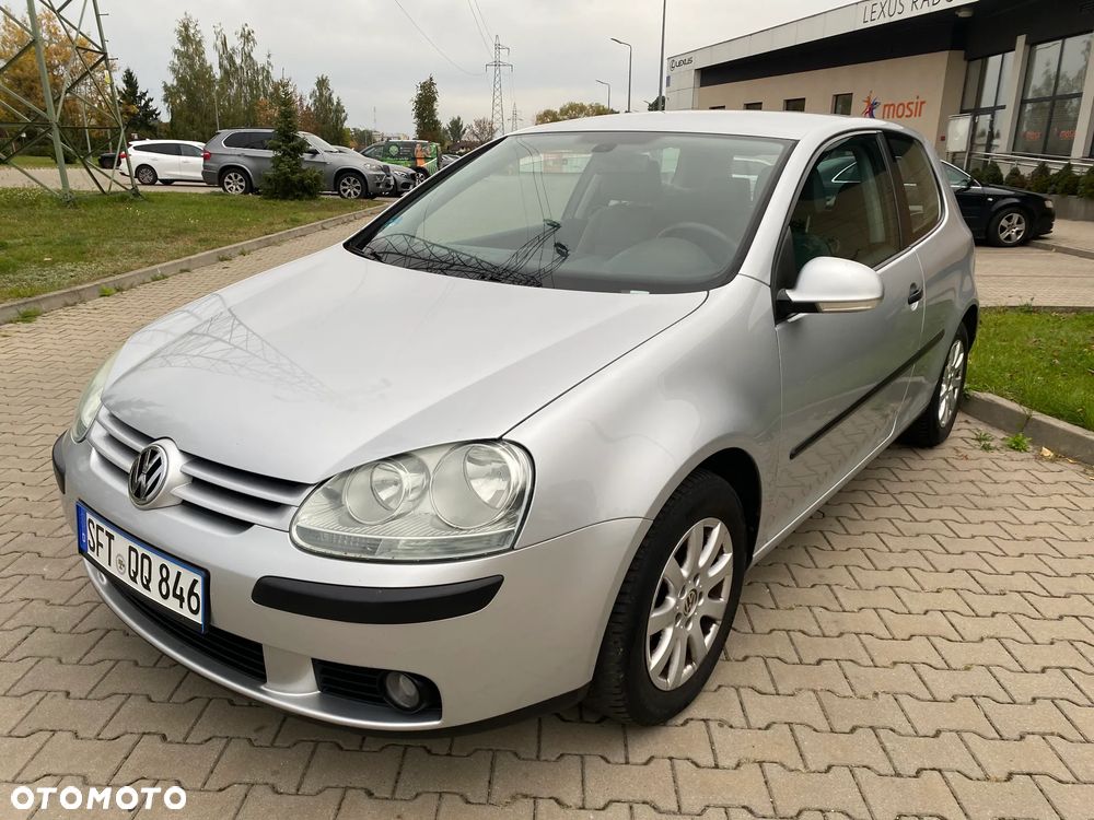 Volkswagen Golf - 16