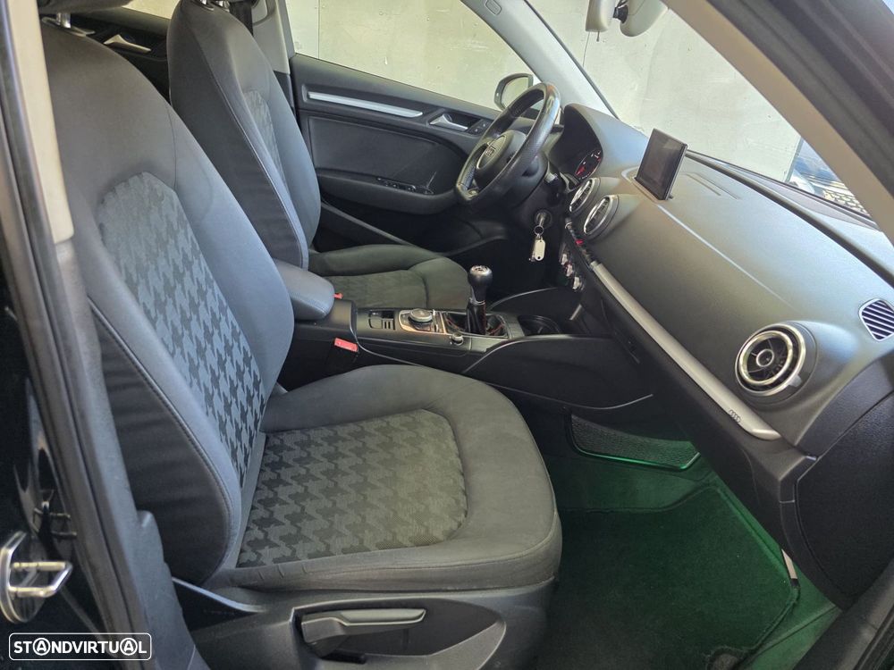 Audi A3 Limousine 1.6 TDI S-line - 11