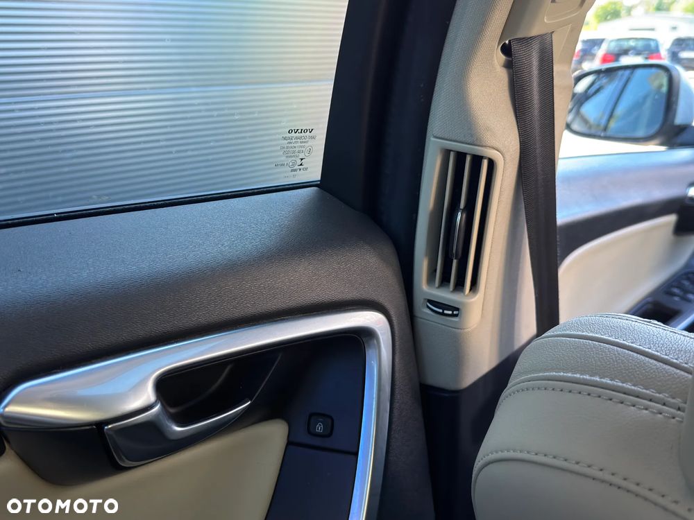 Volvo S60 T5 Drive-E Summum - 39