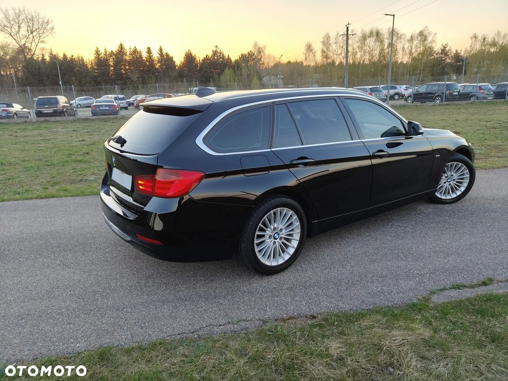 BMW Seria 3 318d Luxury Line - 29