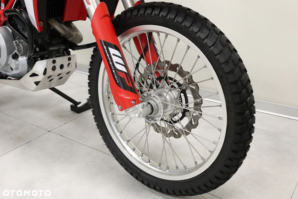 Husqvarna 701 - 32