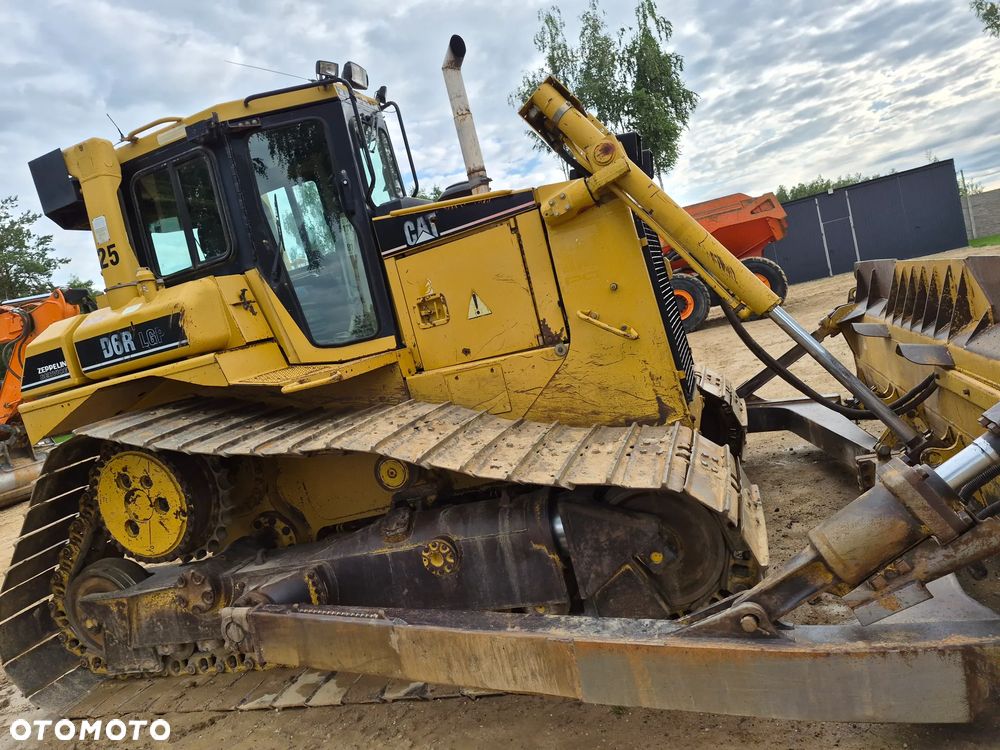 Caterpillar D6R - 6