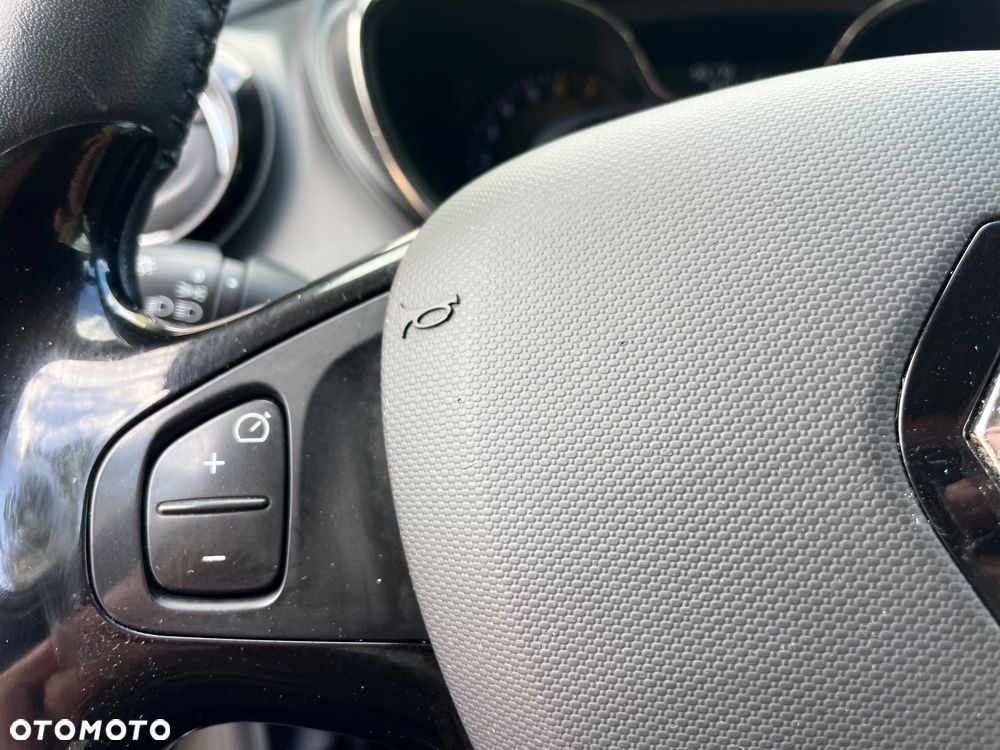 Renault Captur - 26