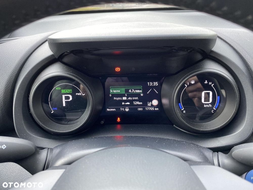 Toyota Yaris Cross Hybrid 1.5 Comfort - 12