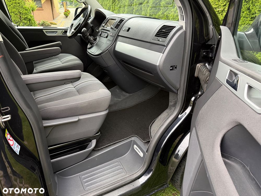 Volkswagen Multivan - 19