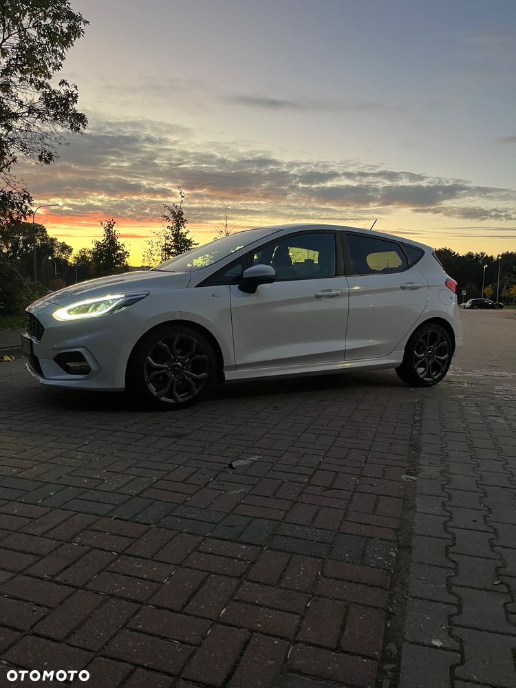 Ford Fiesta 1.0 EcoBoost S&S ST-LINE - 36