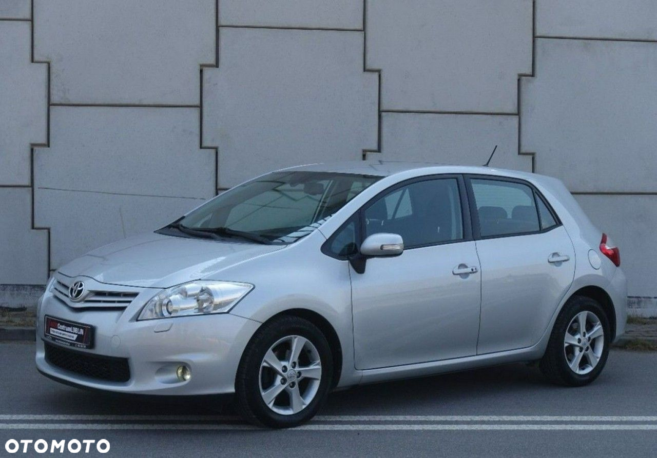 Toyota Auris - 7