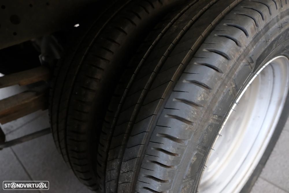 Iveco Daily 2.3 35C16H 3450  c/IVA dedutivel - 14