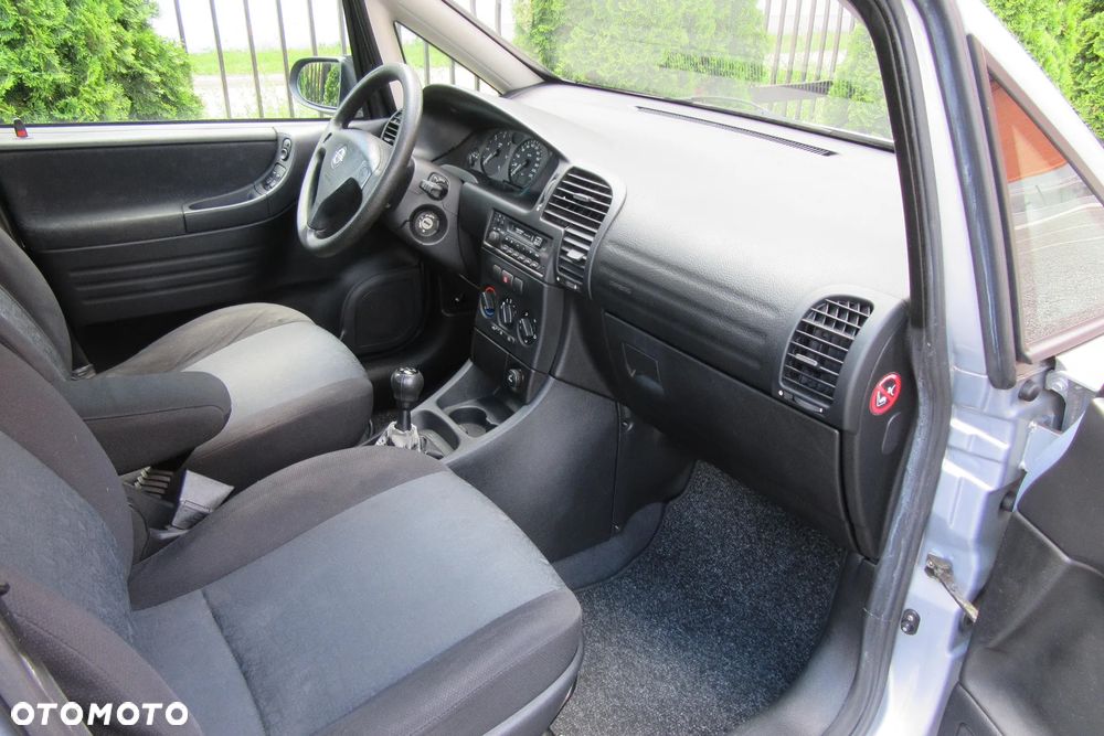 Opel Zafira 2.0 DTI - 9