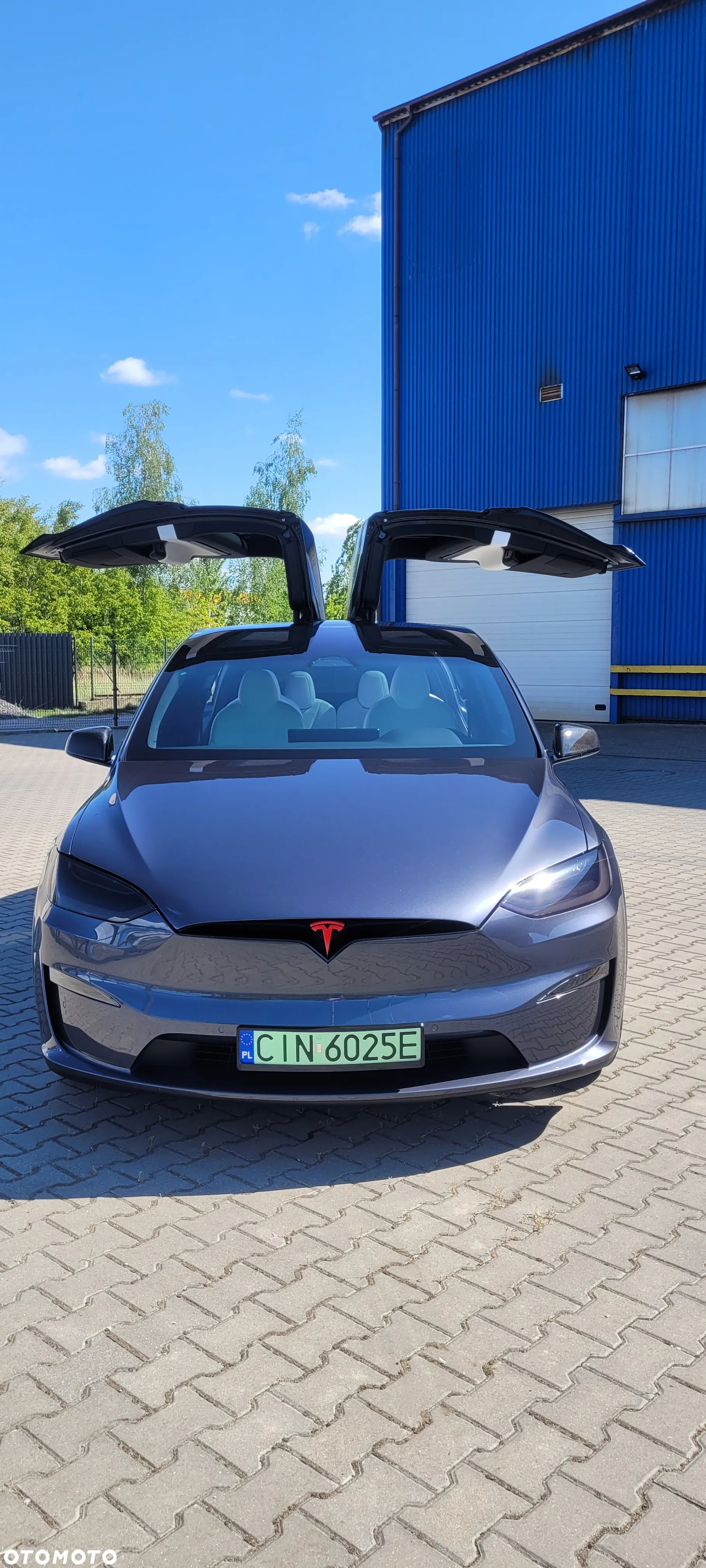 Tesla Model X Plaid - 6