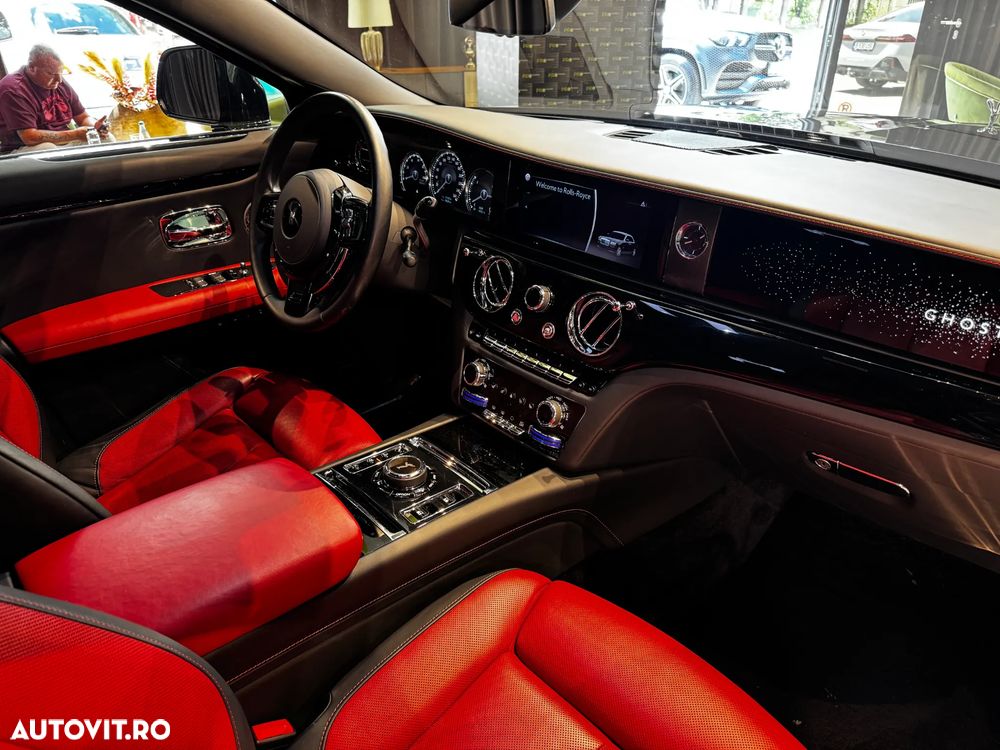 Rolls-Royce Ghost - 29