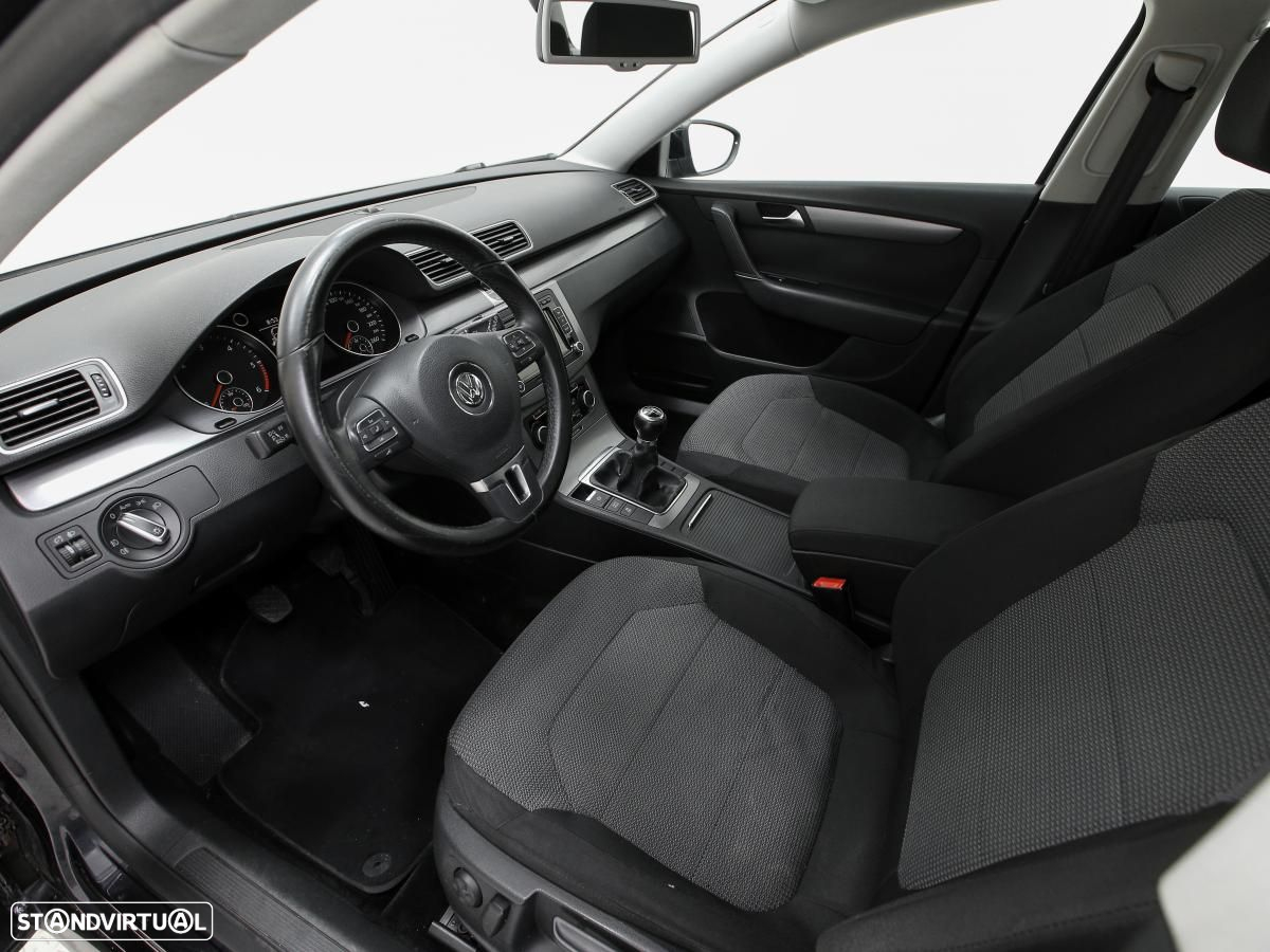 VW Passat Variant 2.0 TDi Confortline - 7
