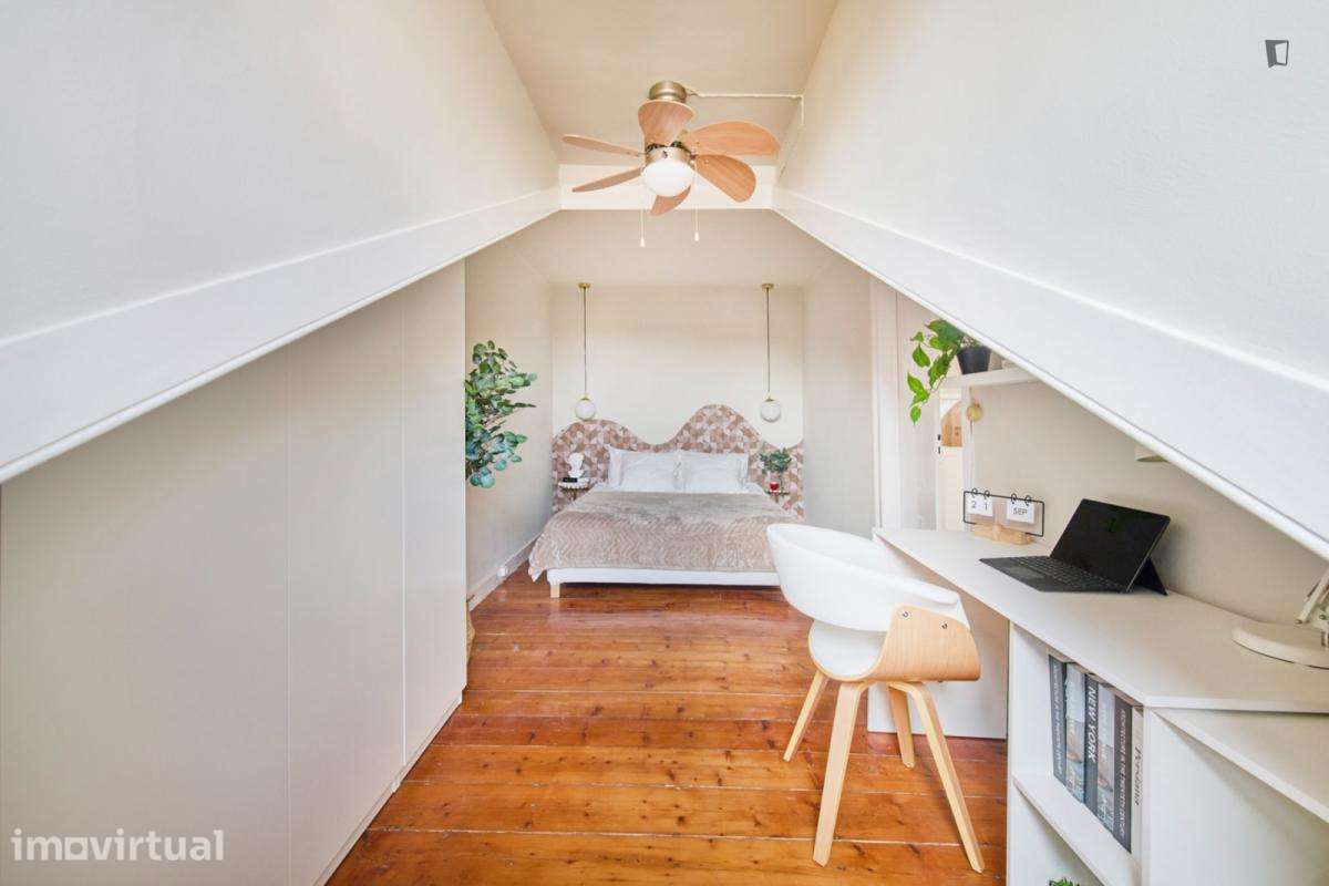 Quarto - localizado em Santos Lisbon - Grande imagem: 3/20
