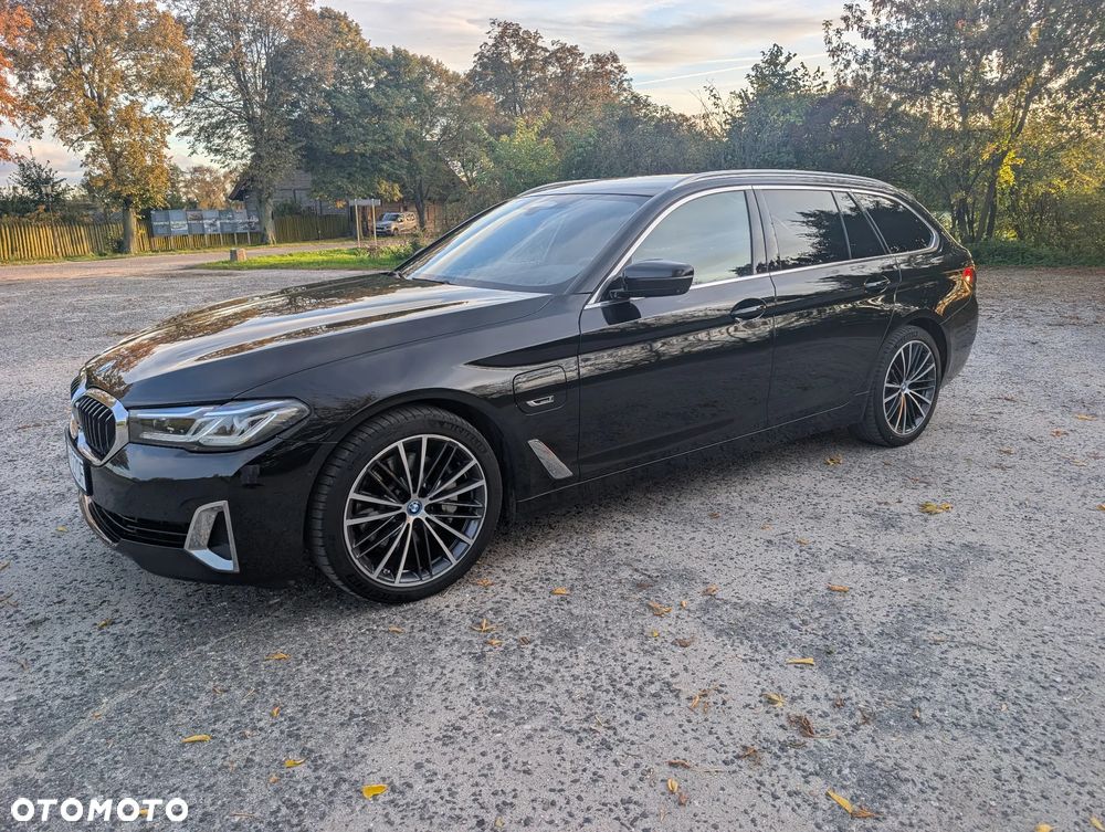 BMW Seria 5 530e Luxury Line - 11