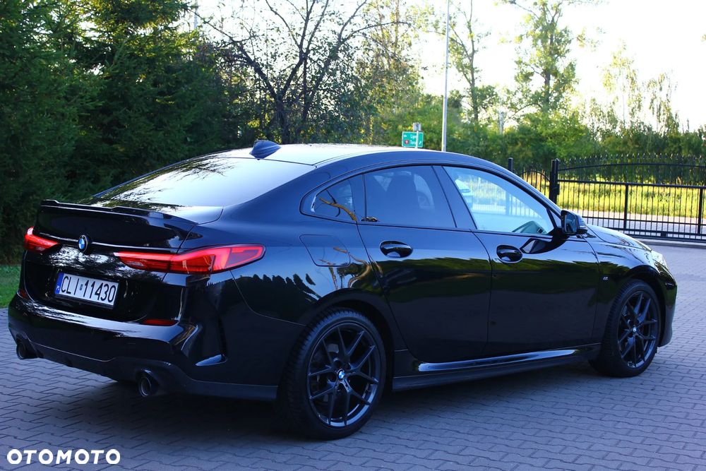 BMW Seria 2 218d M Sport sport - 20