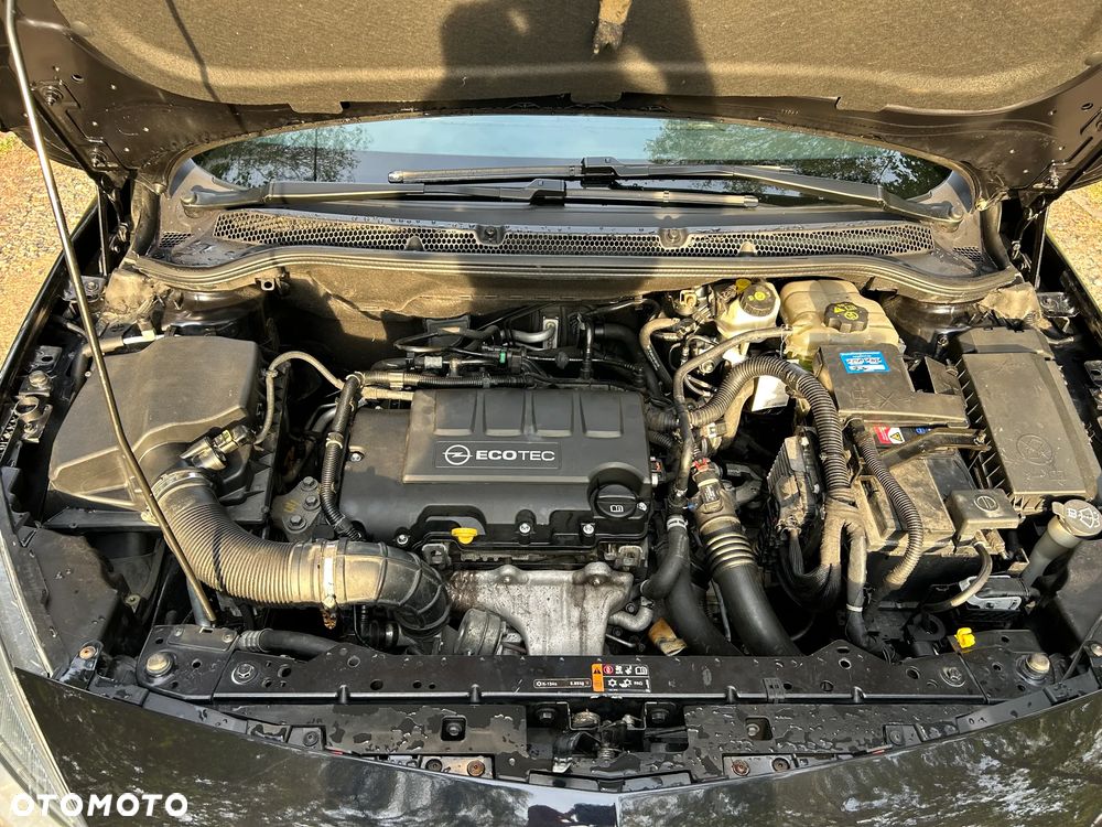 Opel Astra 1.4 Turbo - 8