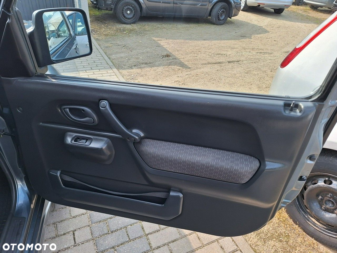 Suzuki Jimny Style Ranger - 26