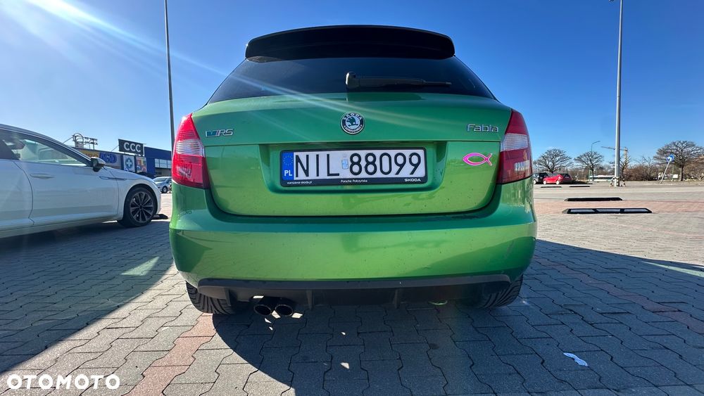 Skoda Fabia 1.4 TSI DSG RS - 20
