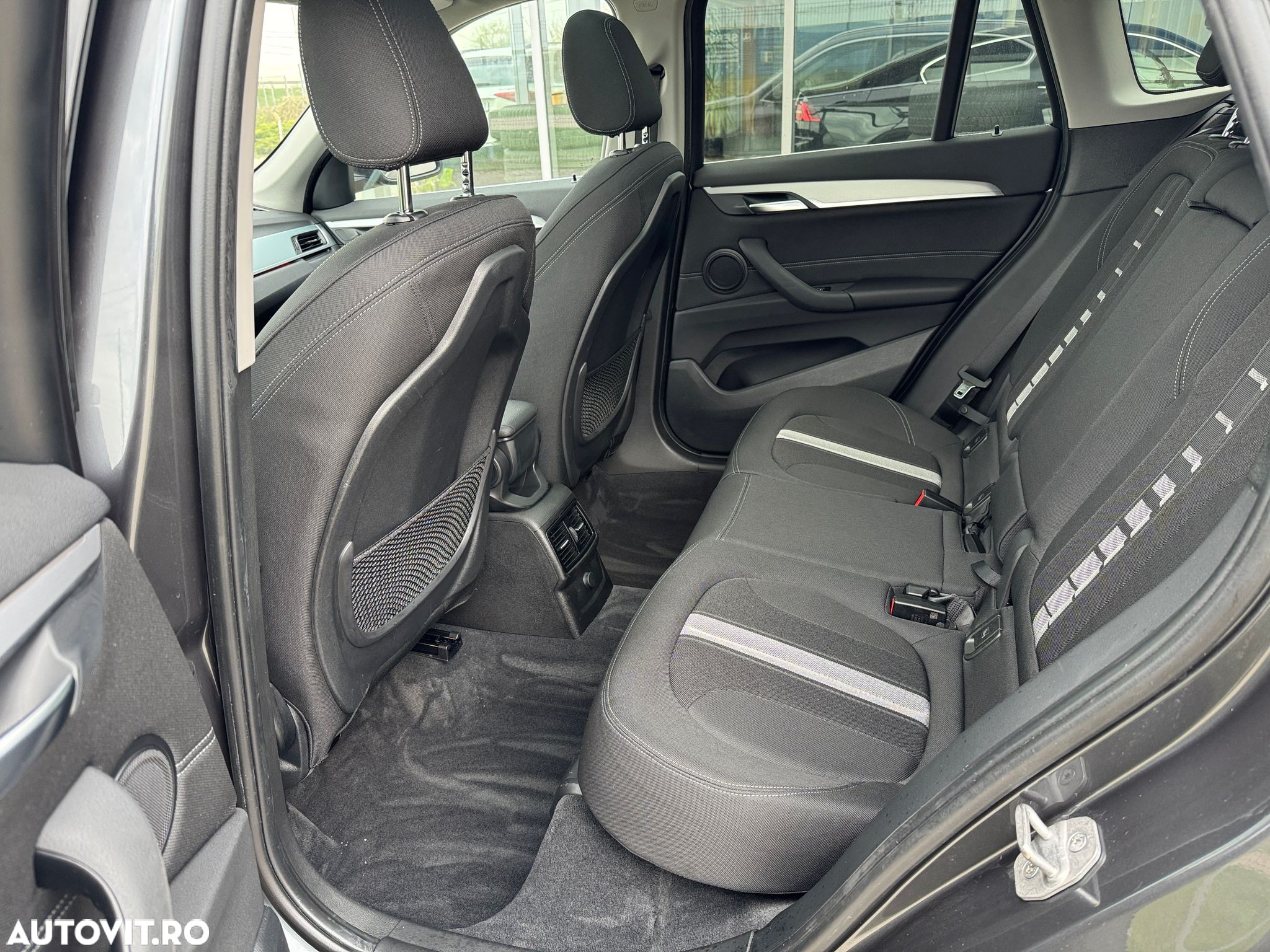 BMW X1 xDrive18d Aut. Sport Line - 18