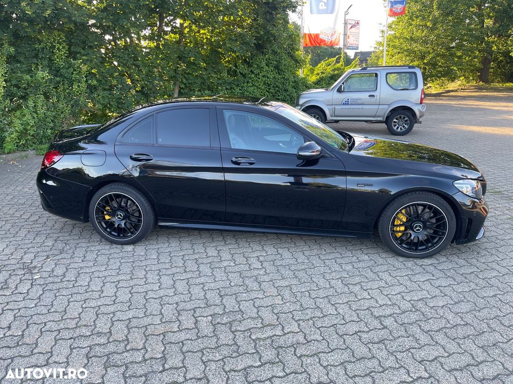 Mercedes-Benz C 43 AMG 4Matic 9G-TRONIC - 2