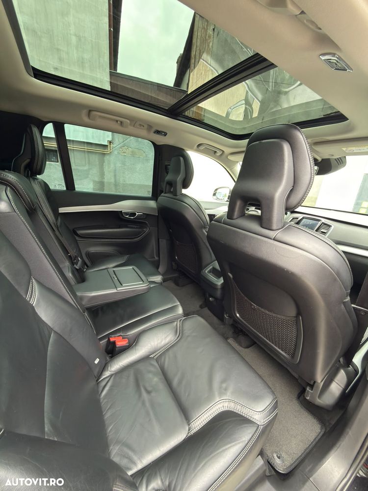 Volvo XC 90 D5 AWD Geartronic Inscription - 9