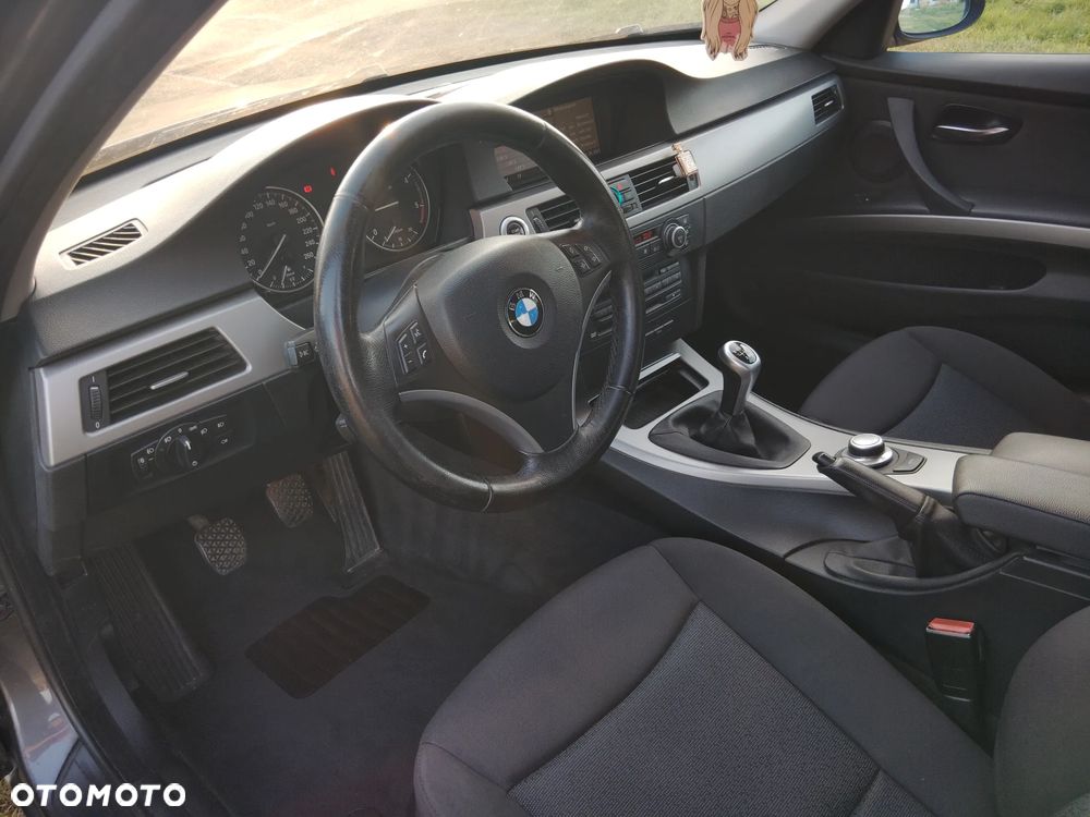 BMW Seria 3 320d - 5