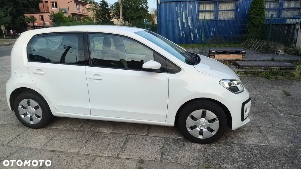 Volkswagen up! move - 4