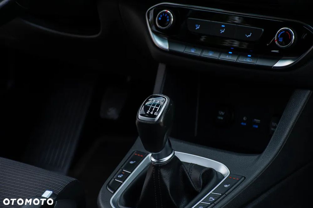 Hyundai i30 1.0 T-GDI Premium - 11