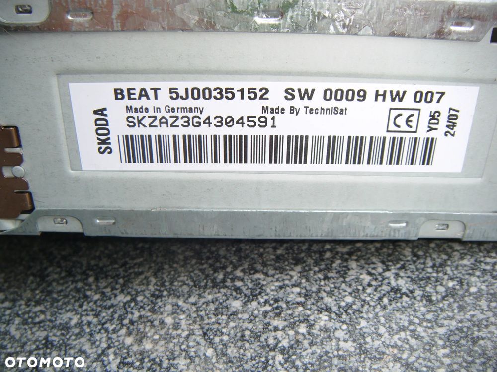 skoda praktik - roomster 08r radio  fabryczne 5j0035152 - 2
