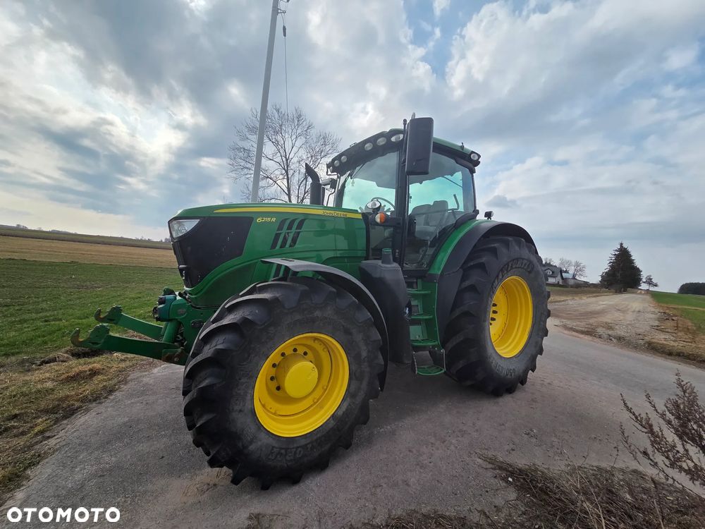 John Deere 6215R - 10