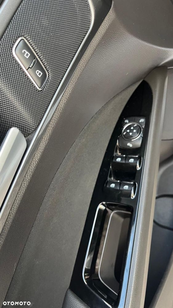 Ford Mondeo 1.5 EcoBoost Edition - 28